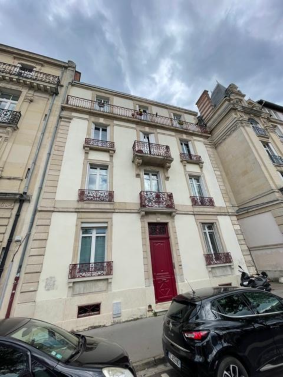 Vente Sublime 5 pièces Quai Claude le Lorrain/Lepois